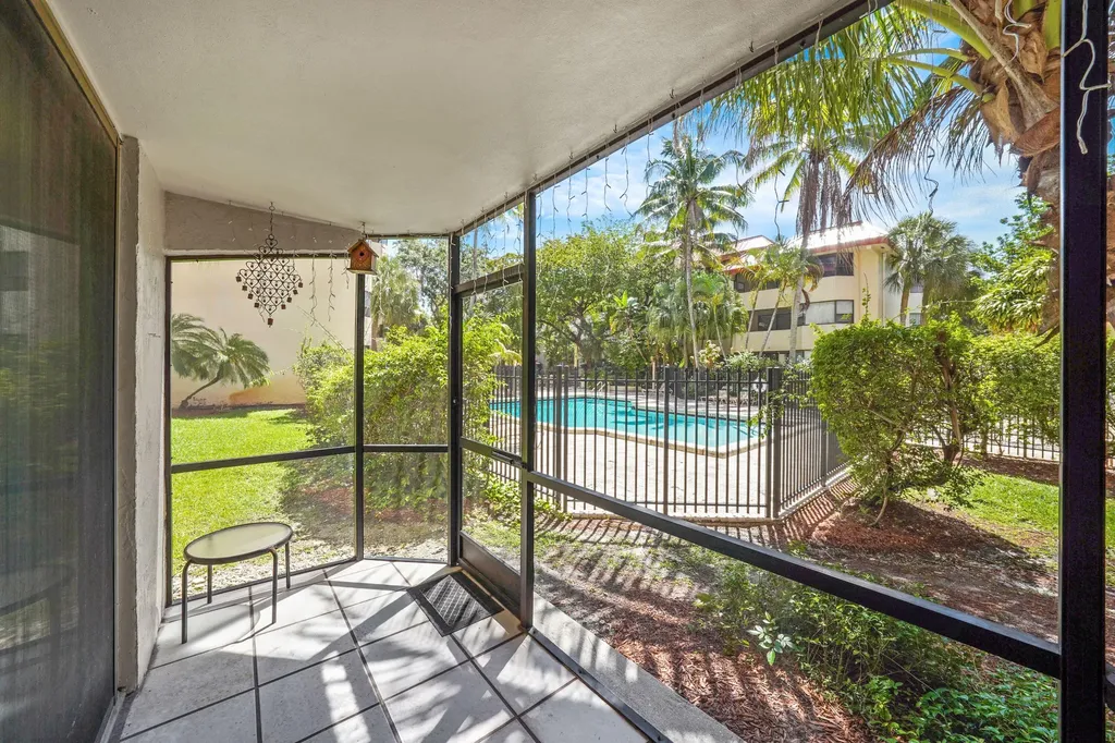 7451 NW 16th Street Plantation FL 33313