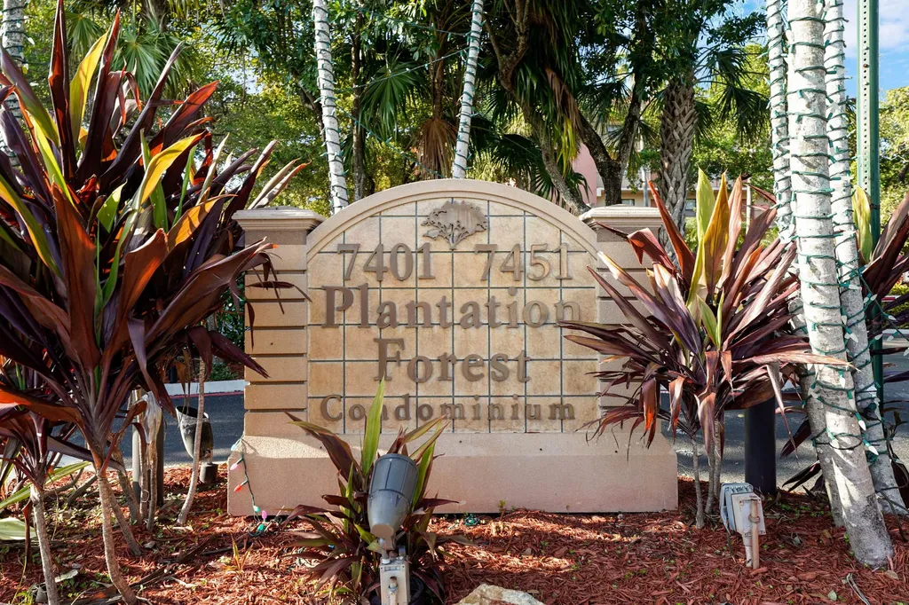 7451 NW 16th Street Plantation FL 33313