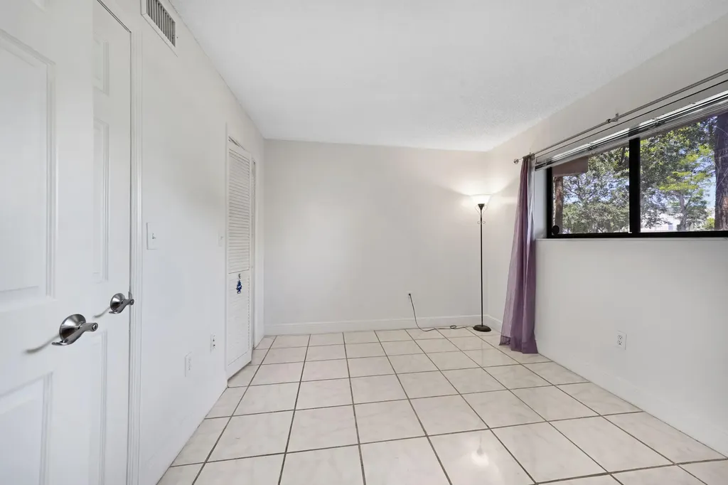 7451 NW 16th Street Plantation FL 33313