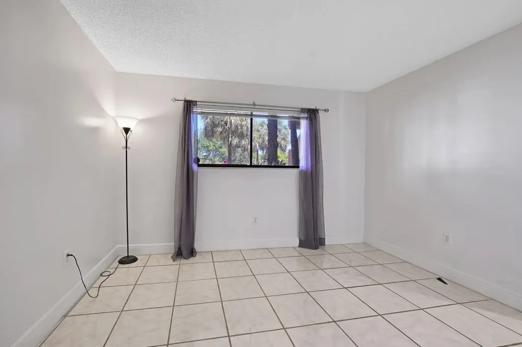 7451 NW 16th Street Plantation FL 33313