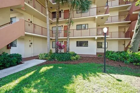 7451 NW 16th Street Plantation FL 33313