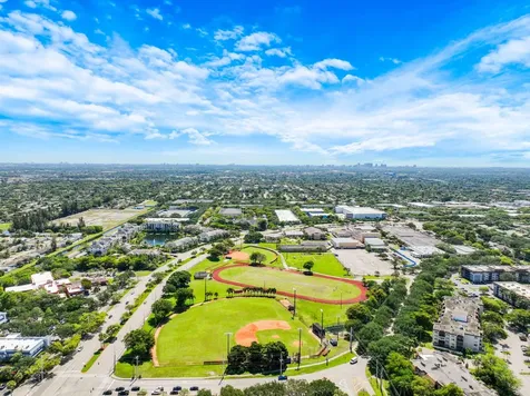 7451 NW 16th Street Plantation FL 33313