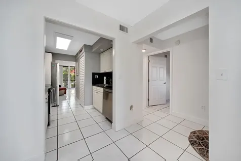 7451 NW 16th Street Plantation FL 33313