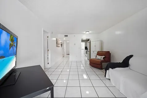 7451 NW 16th Street Plantation FL 33313