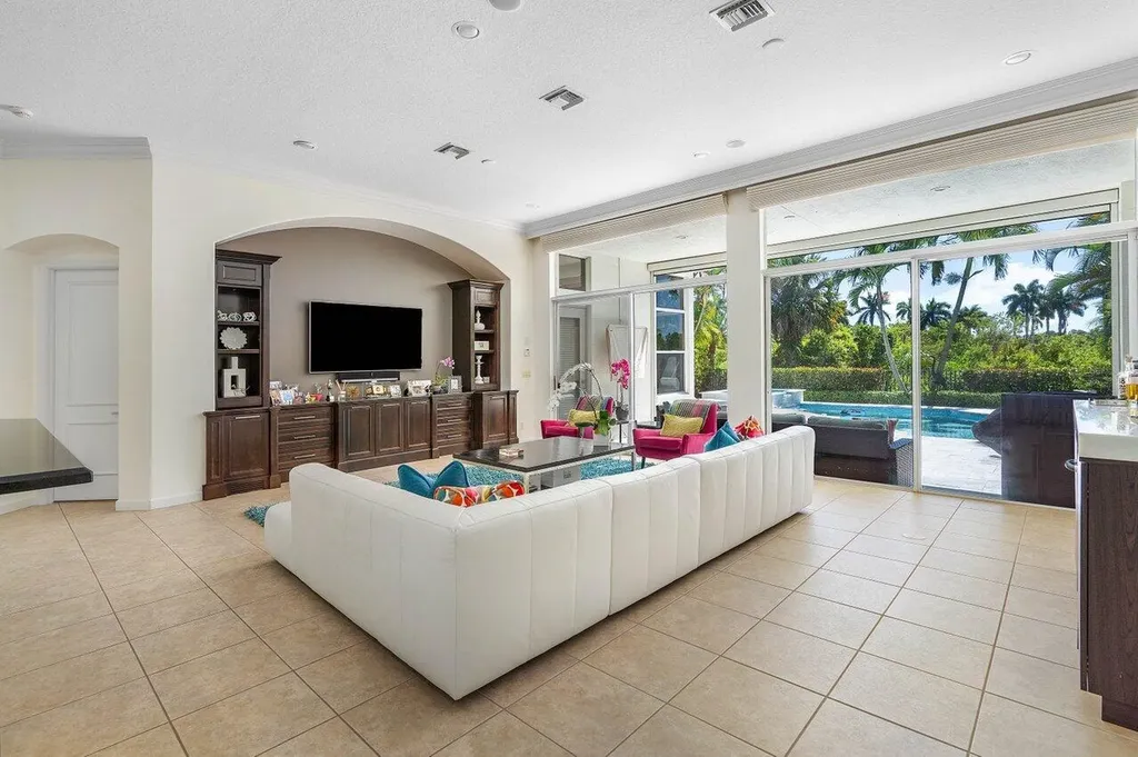 233 Porto Vecchio Way Palm Beach Gardens FL 33418