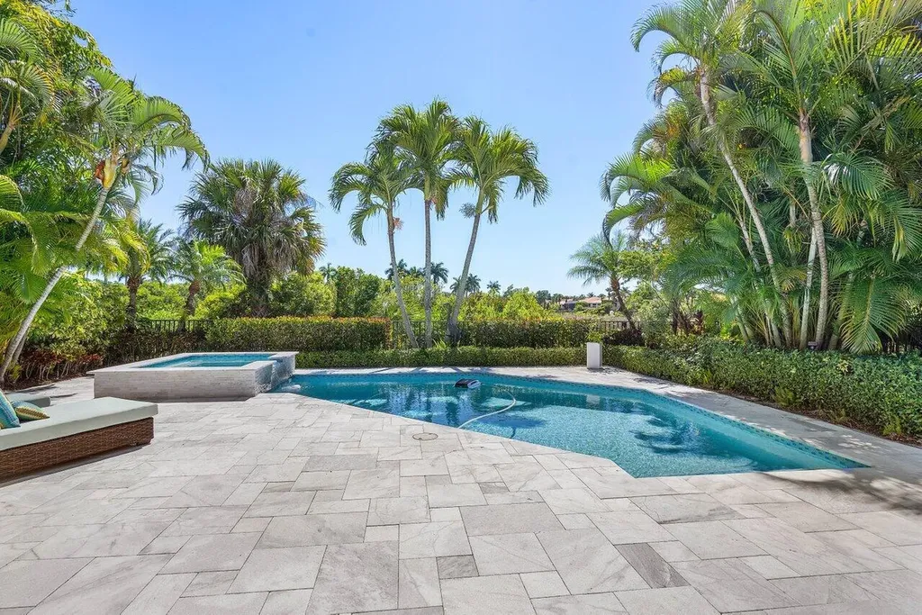 233 Porto Vecchio Way Palm Beach Gardens FL 33418