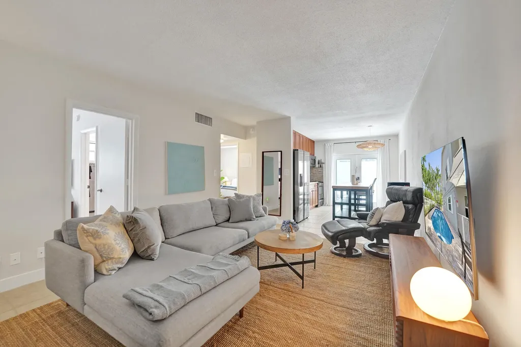 510 NE 17th Avenue Fort Lauderdale FL 33301