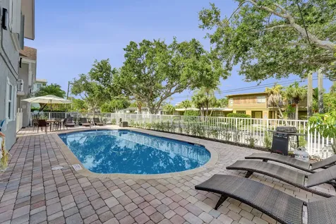 510 NE 17th Avenue Fort Lauderdale FL 33301