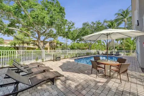 510 NE 17th Avenue Fort Lauderdale FL 33301