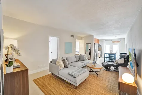 510 NE 17th Avenue Fort Lauderdale FL 33301