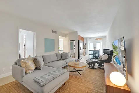 510 NE 17th Avenue Fort Lauderdale FL 33301