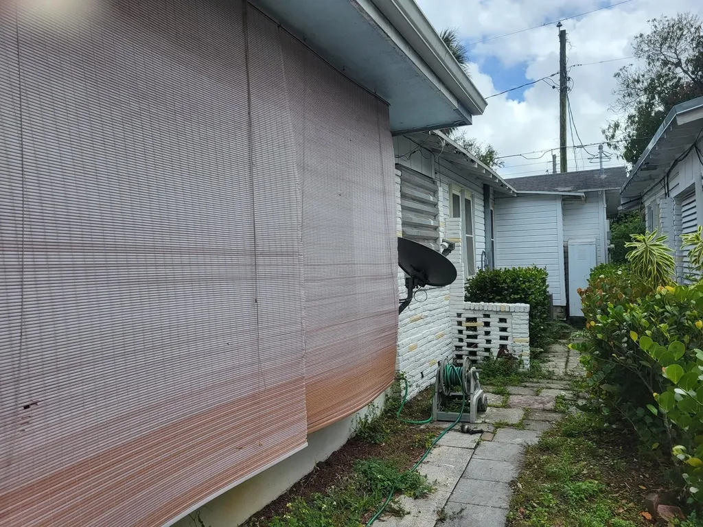 500 SW 8th Street Fort Lauderdale FL 33315