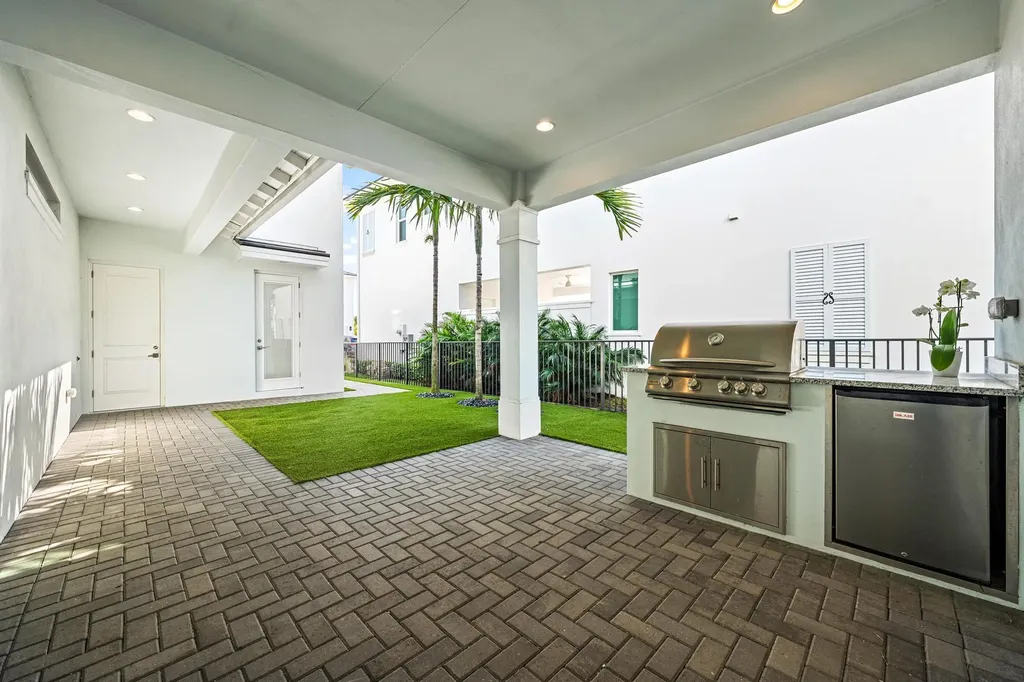 13190 Alton Road Palm Beach Gardens FL 33418