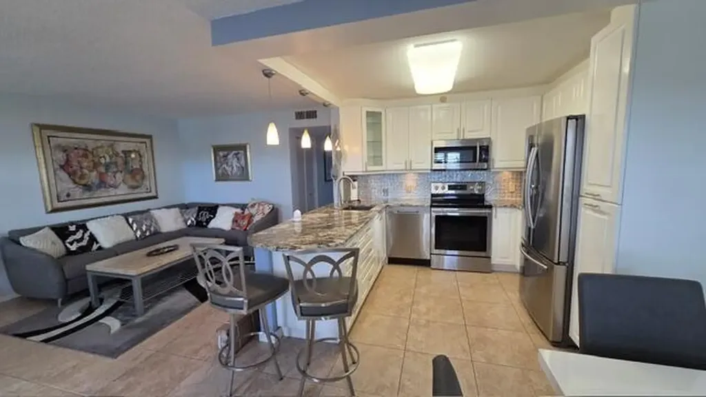 4030 Rexford Boca Raton FL 33434