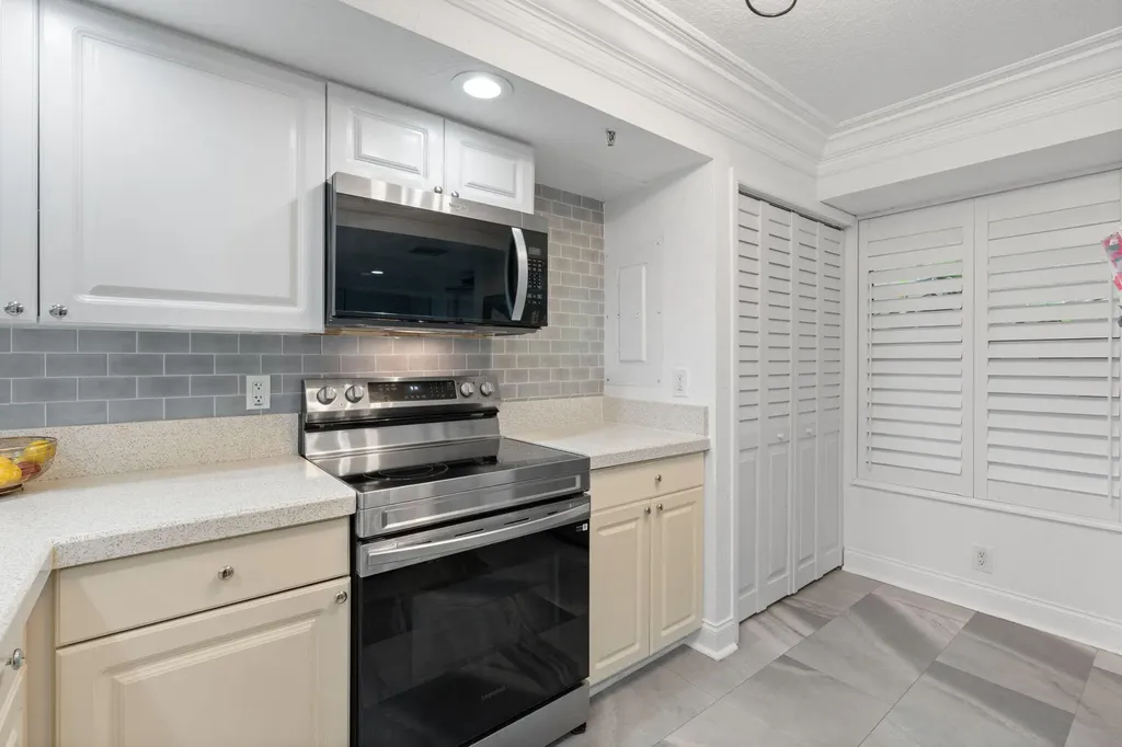6562 Boca Del Mar Drive Boca Raton FL 33433