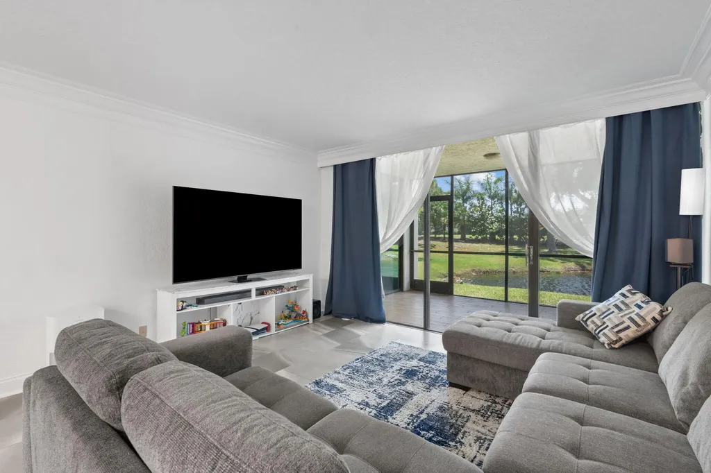 6562 Boca Del Mar Drive Boca Raton FL 33433
