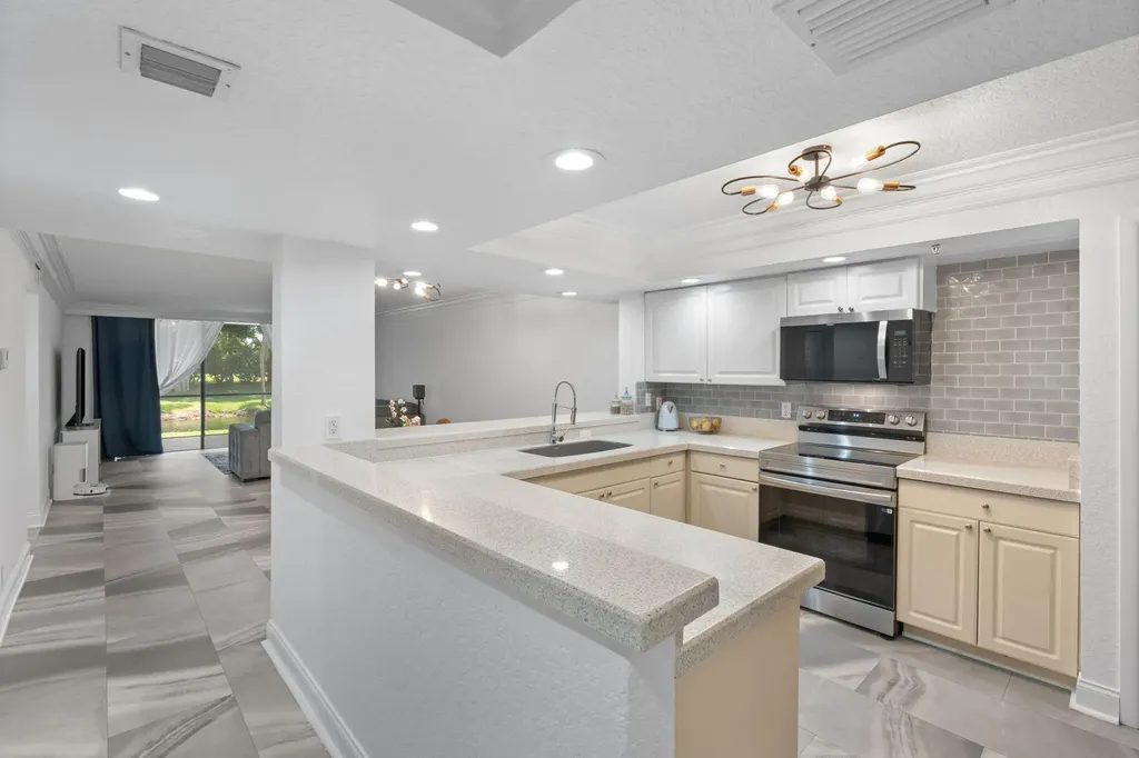 6562 Boca Del Mar Drive Boca Raton FL 33433