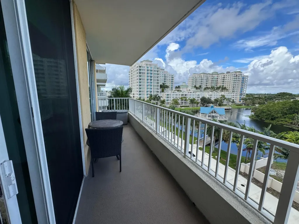 700 E Boynton Beach Boulevard Boynton Beach FL 33435