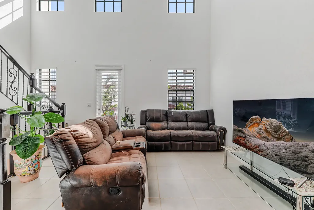 11675 SW 13th Court Pembroke Pines FL 33025