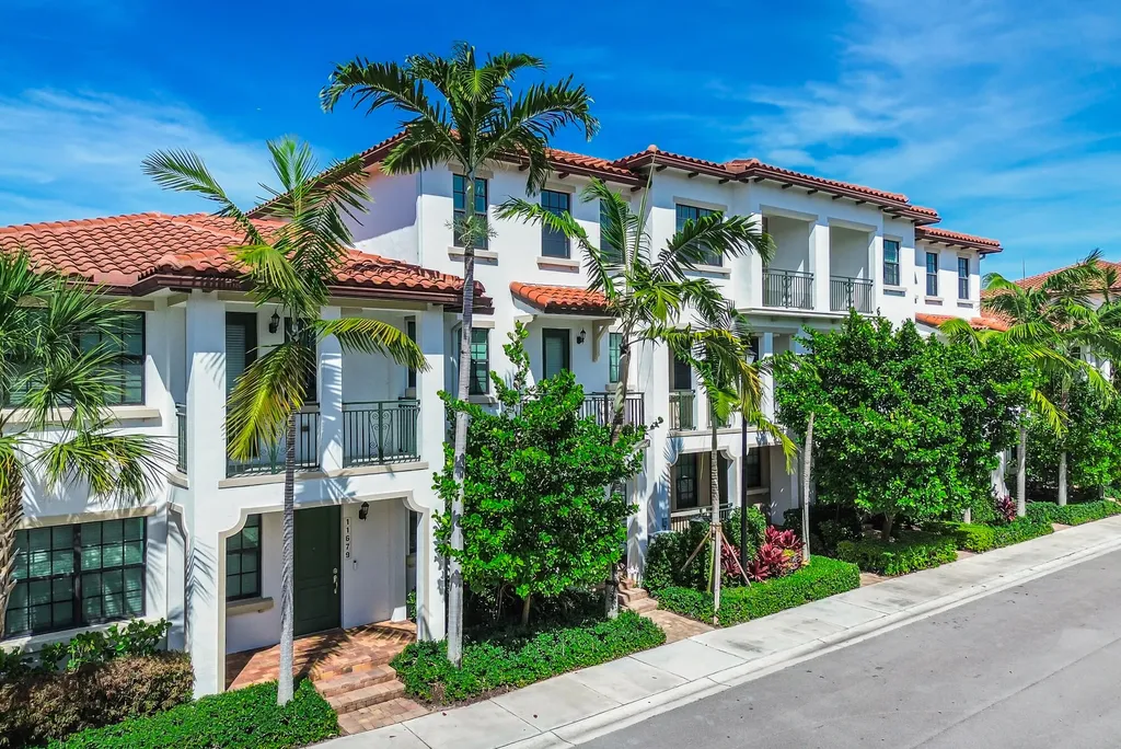 11675 SW 13th Court Pembroke Pines FL 33025