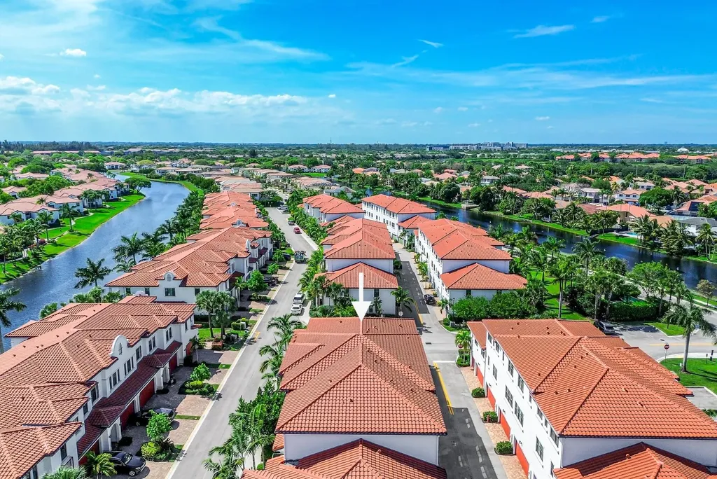 11675 SW 13th Court Pembroke Pines FL 33025