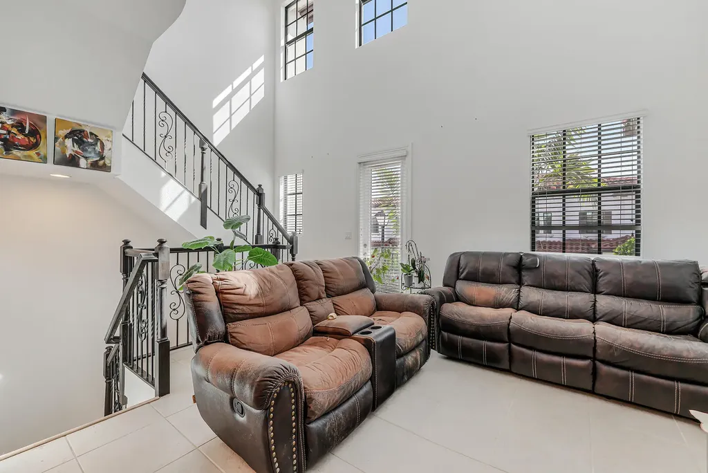 11675 SW 13th Court Pembroke Pines FL 33025