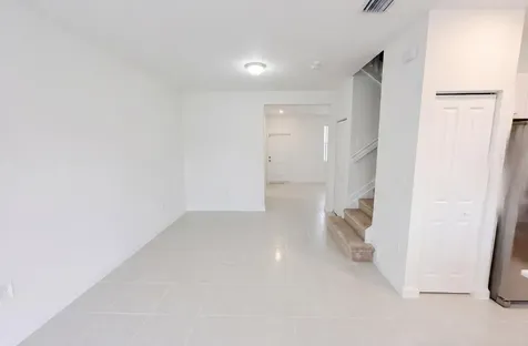 12432 NW 23rd Court Miami FL 33167