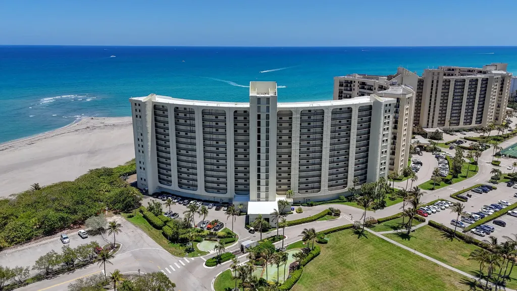 400 Ocean Trail Way Jupiter FL 33477