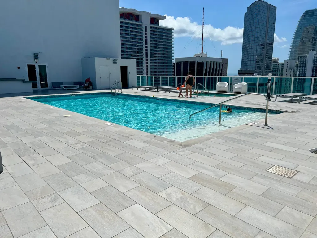 133 NE 2nd Avenue Miami FL 33132
