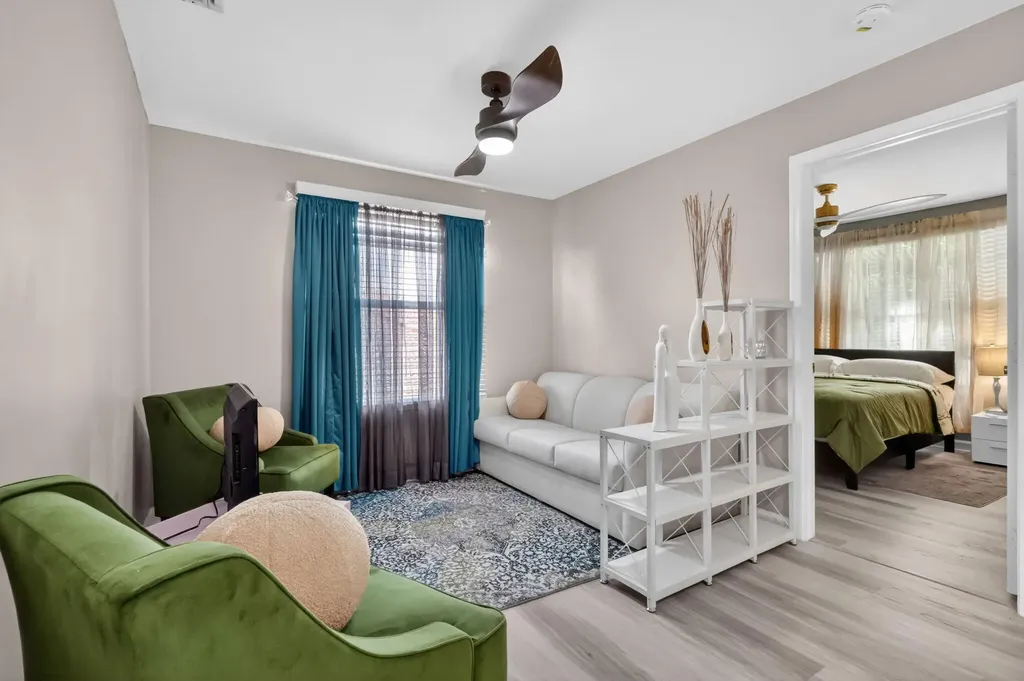 3620 Hamilton Key West Palm Beach FL 33411