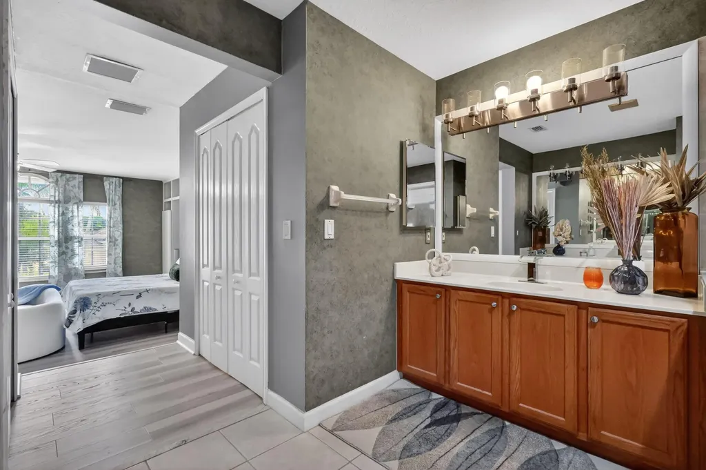 3620 Hamilton Key West Palm Beach FL 33411