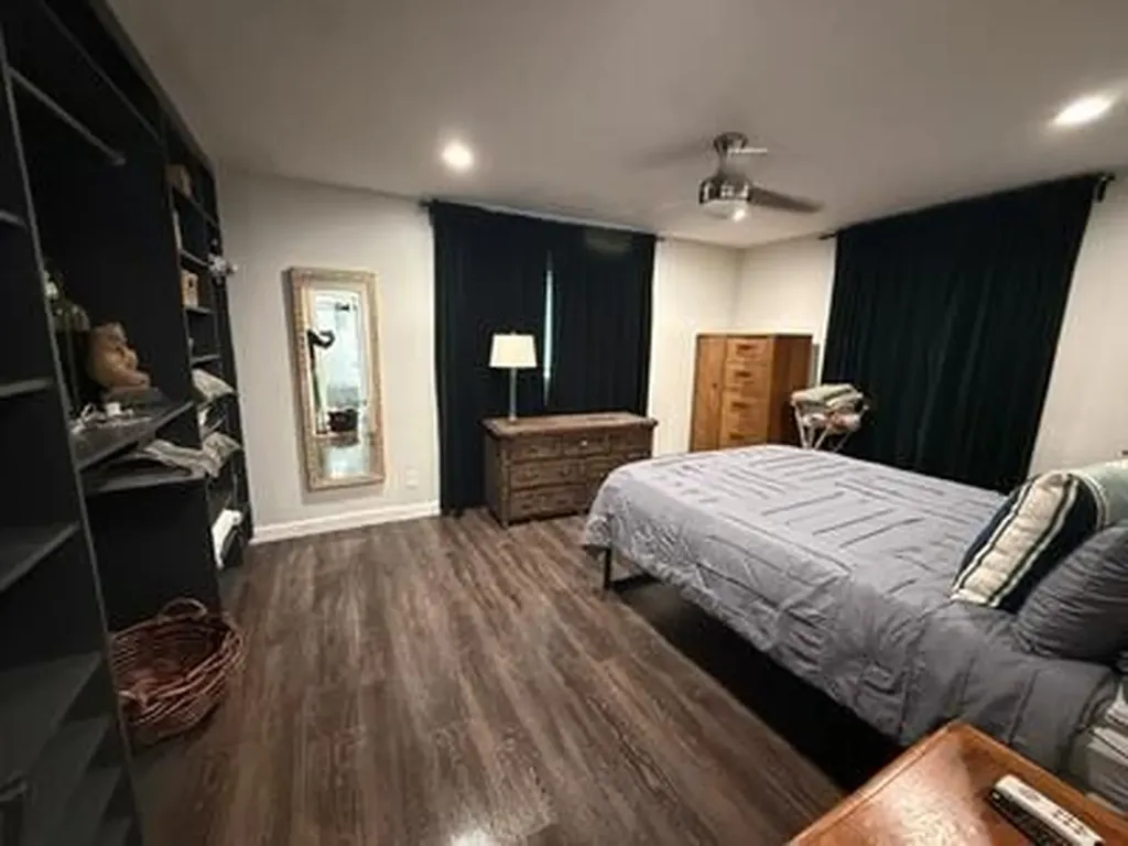532 Foresteria Drive West Palm Beach FL 33403