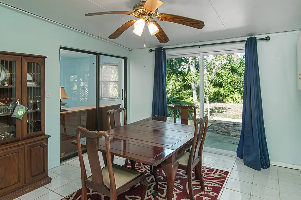 575 Acacia Road Vero Beach FL 32963