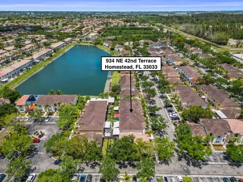934 NE 42nd Terrace Homestead FL 33033