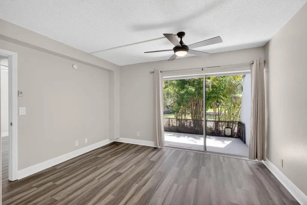 725 Hummingbird Way North Palm Beach FL 33408