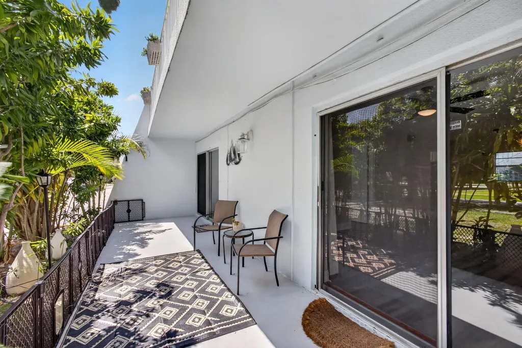 725 Hummingbird Way North Palm Beach FL 33408