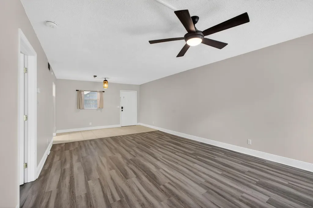725 Hummingbird Way North Palm Beach FL 33408