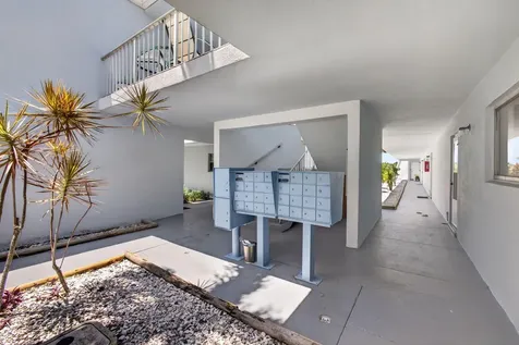 725 Hummingbird Way North Palm Beach FL 33408
