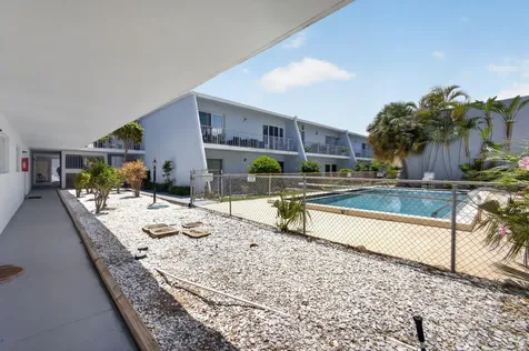 725 Hummingbird Way North Palm Beach FL 33408