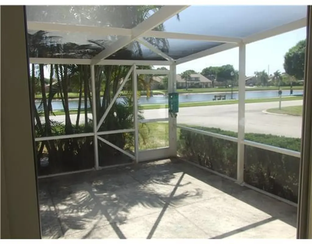 65 Maplecrest Circle Jupiter FL 33458
