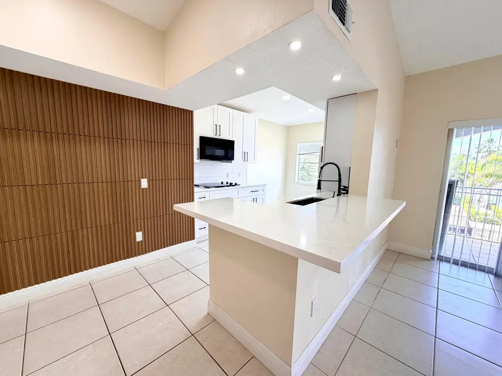 9630 NW 2nd Street Pembroke Pines FL 33024