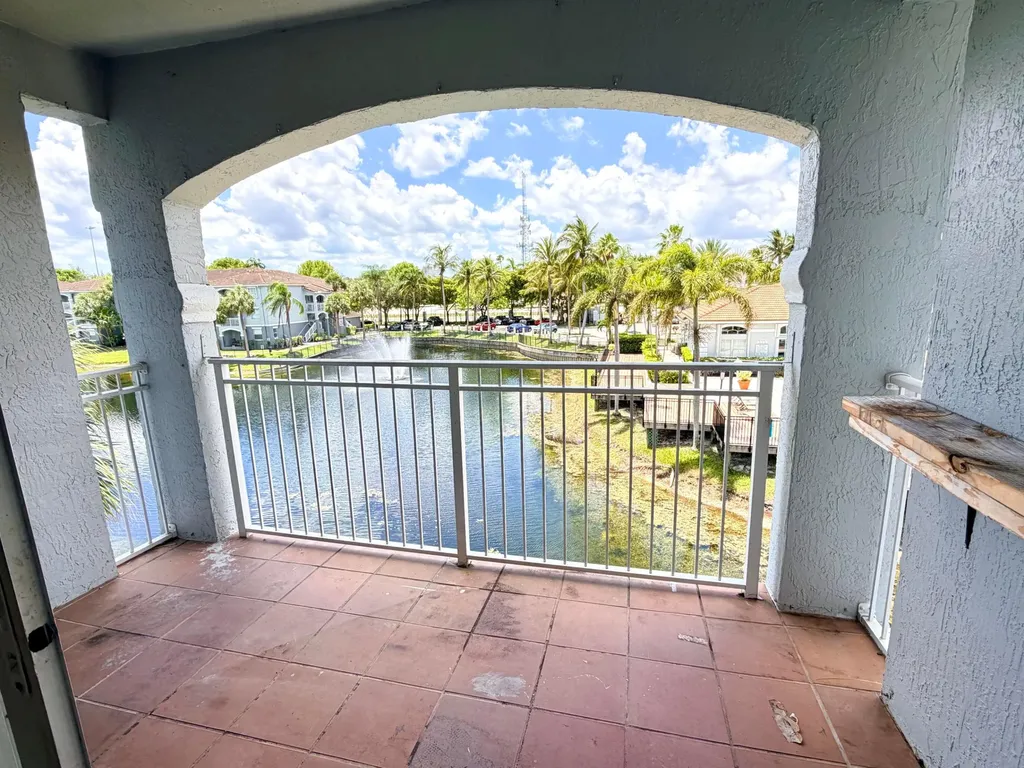 9630 NW 2nd Street Pembroke Pines FL 33024