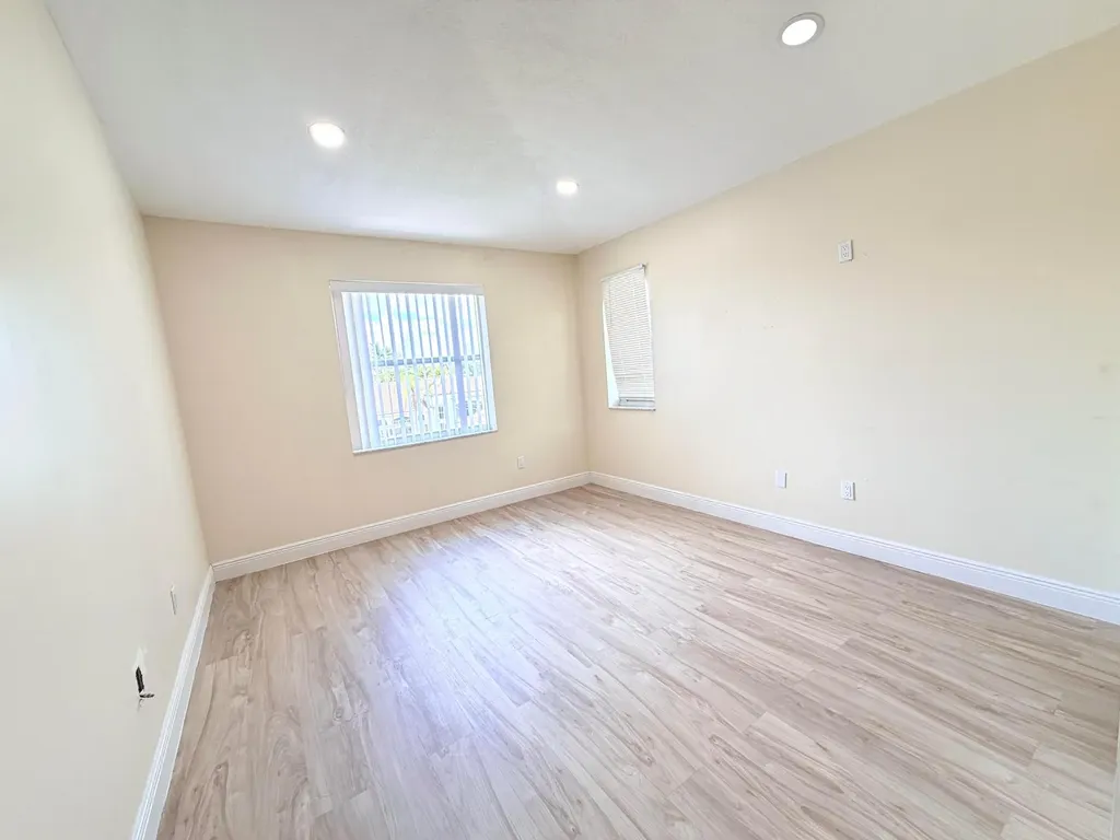 9630 NW 2nd Street Pembroke Pines FL 33024