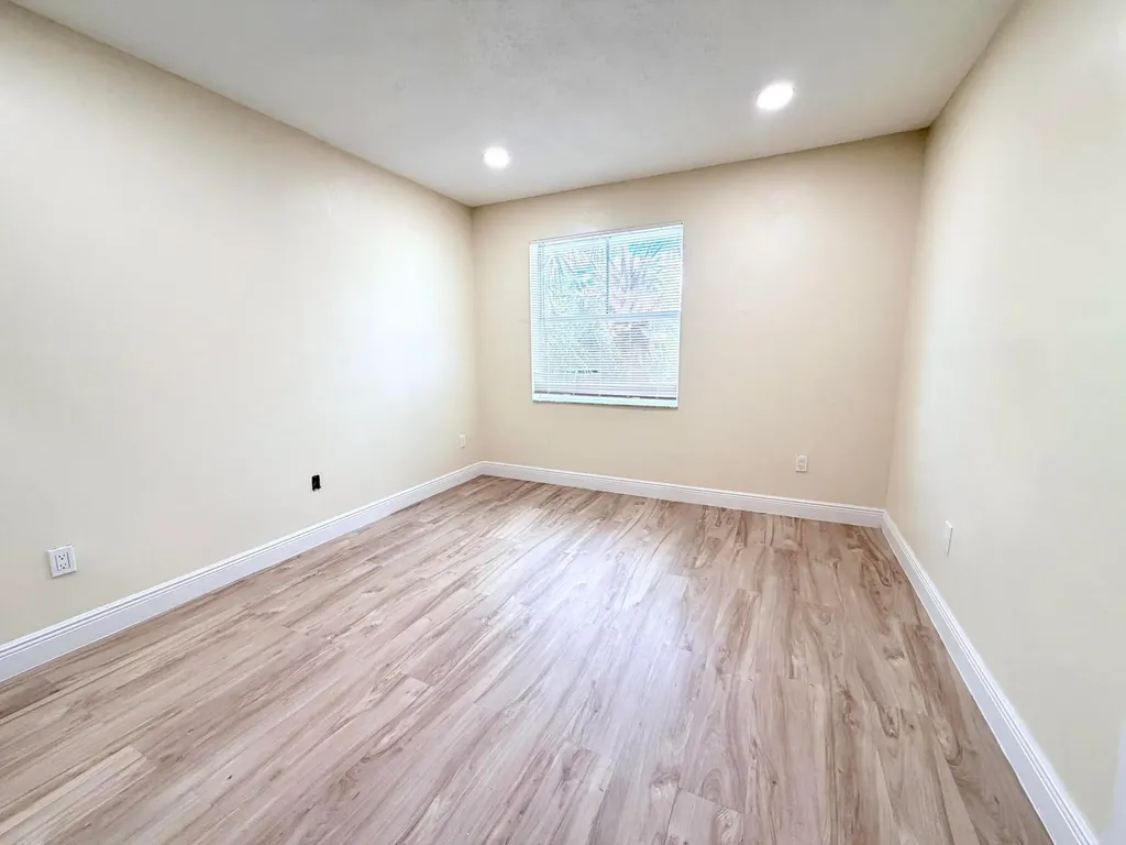 9630 NW 2nd Street Pembroke Pines FL 33024