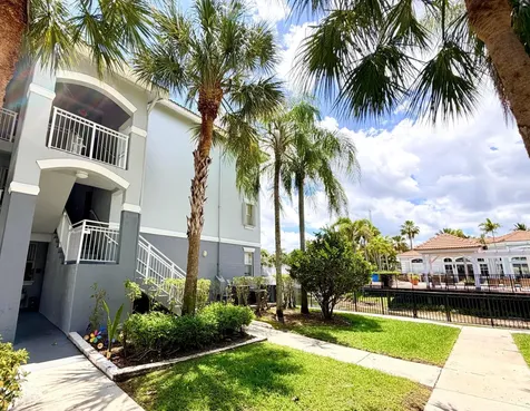 9630 NW 2nd Street Pembroke Pines FL 33024