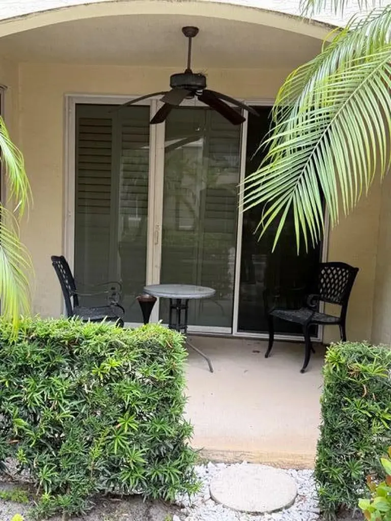 2101 Renaissance Way Boynton Beach FL 33426