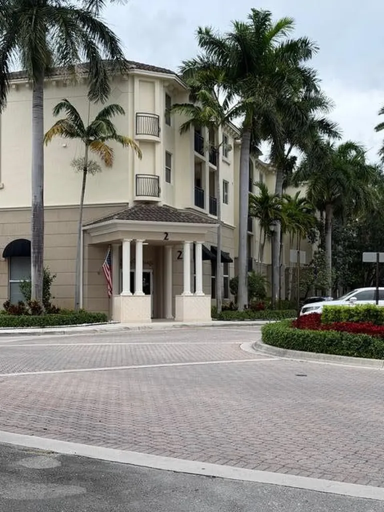 2101 Renaissance Way Boynton Beach FL 33426