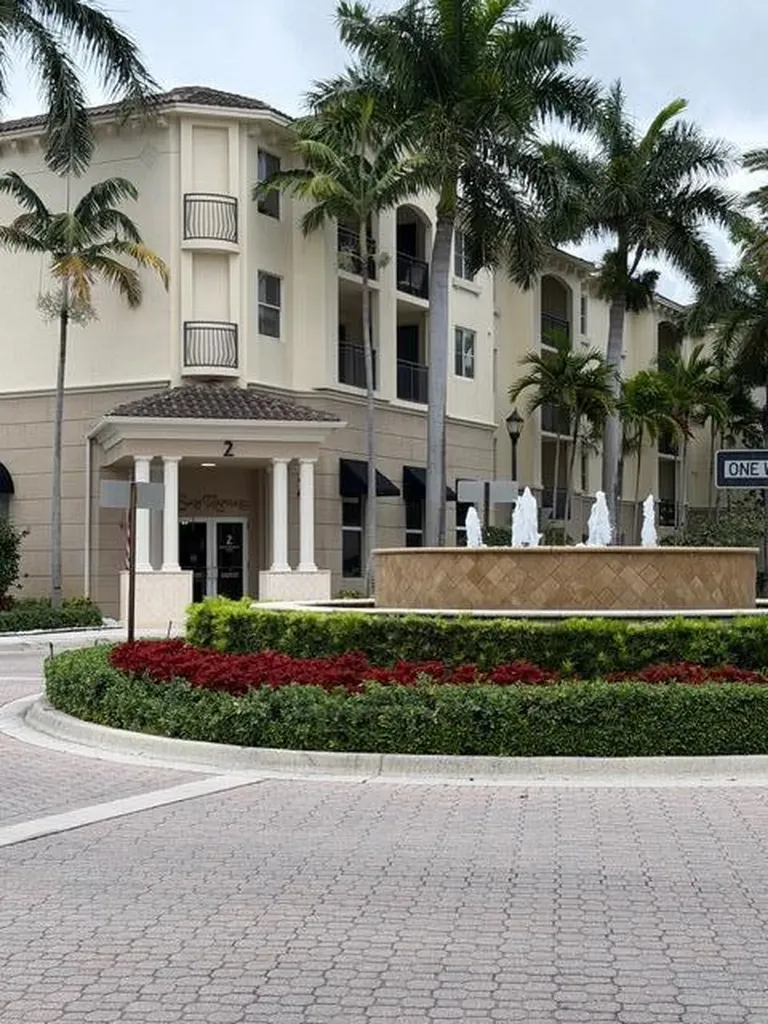 2101 Renaissance Way Boynton Beach FL 33426