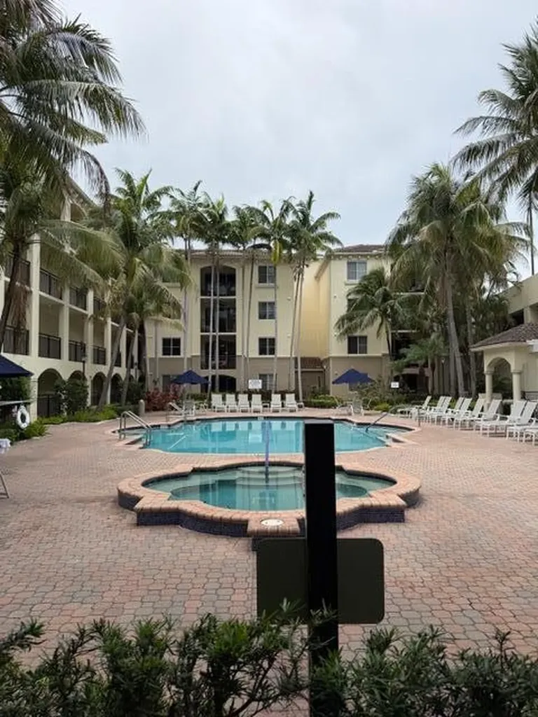 2101 Renaissance Way Boynton Beach FL 33426