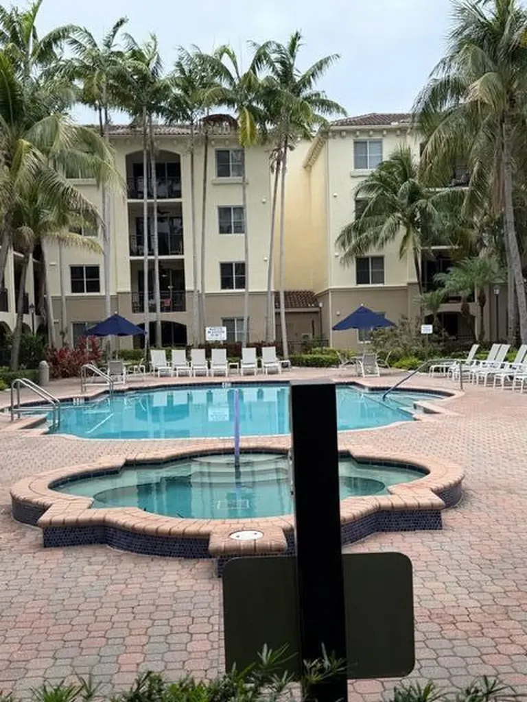2101 Renaissance Way Boynton Beach FL 33426